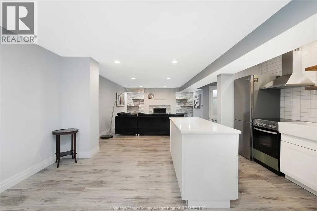 1090 THURSO WAY