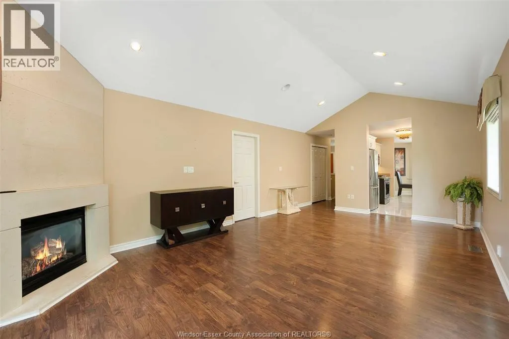 1090 THURSO WAY