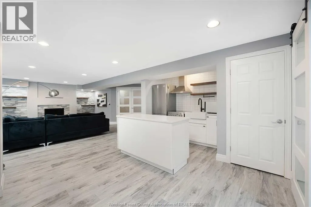 1090 THURSO WAY