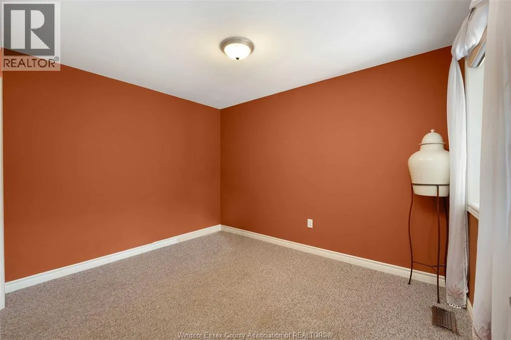 1090 THURSO WAY