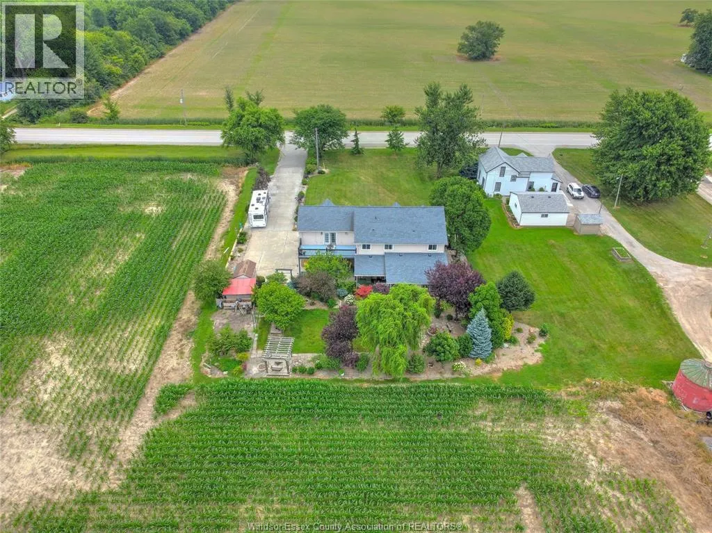 323 COUNTY RD 27 East