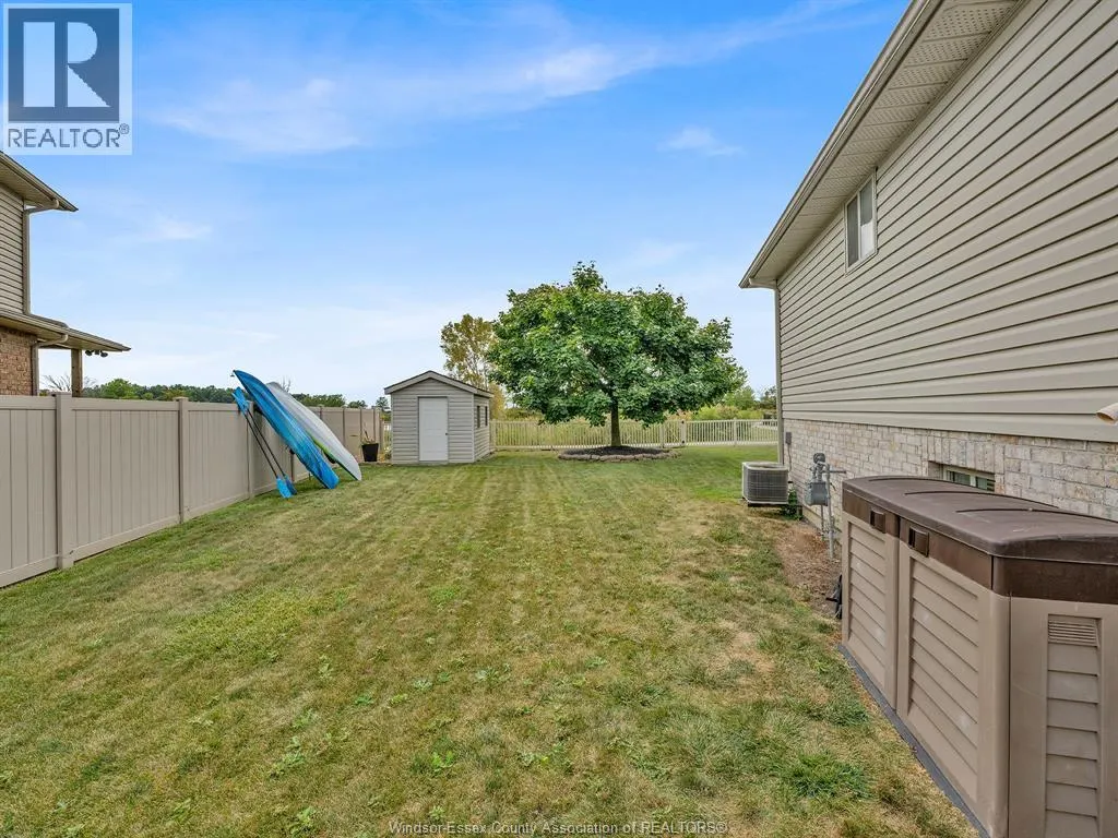 611 ROBERT COURT