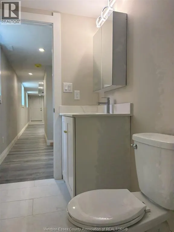 912 HALL AVENUE Unit# B