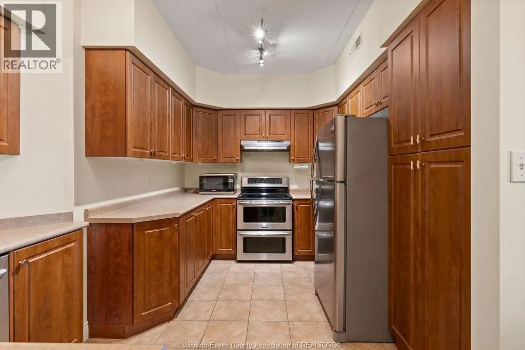 200 MANNING Unit# 506