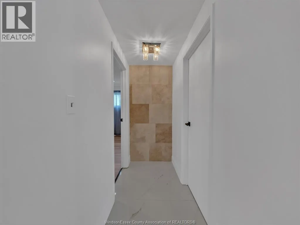 1361 CHAPPELL AVENUE