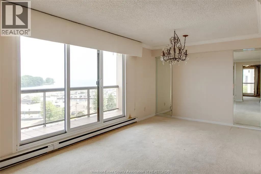 9099 RIVERSIDE DRIVE East Unit# 815-816
