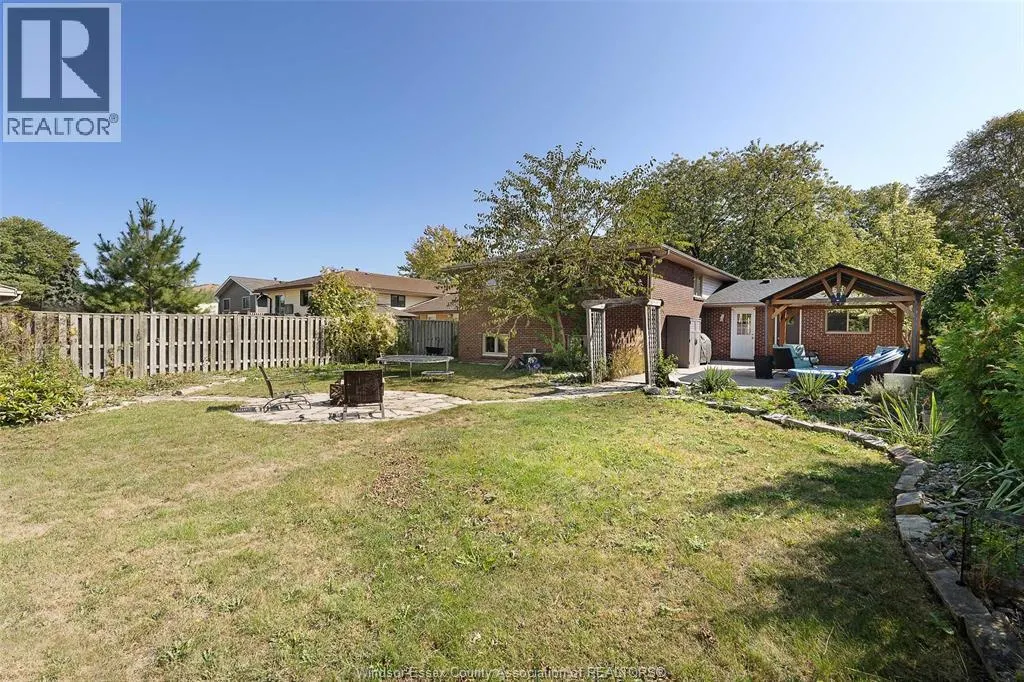 235 WOODRIDGE