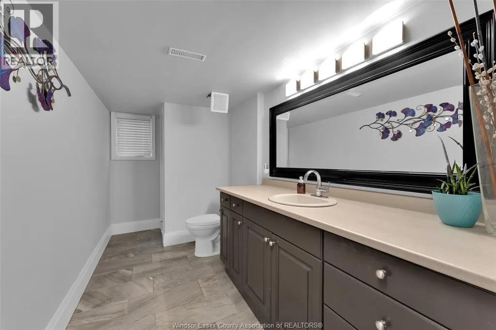235 WOODRIDGE