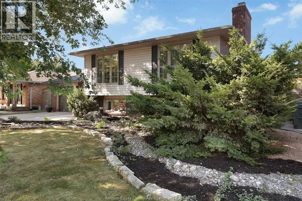 235 WOODRIDGE