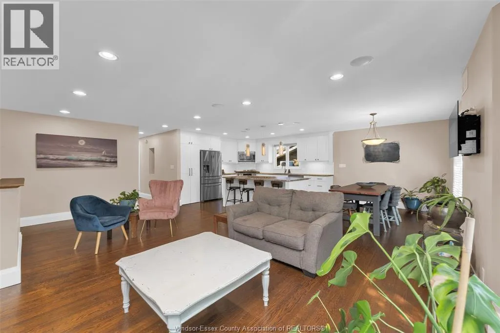 235 WOODRIDGE