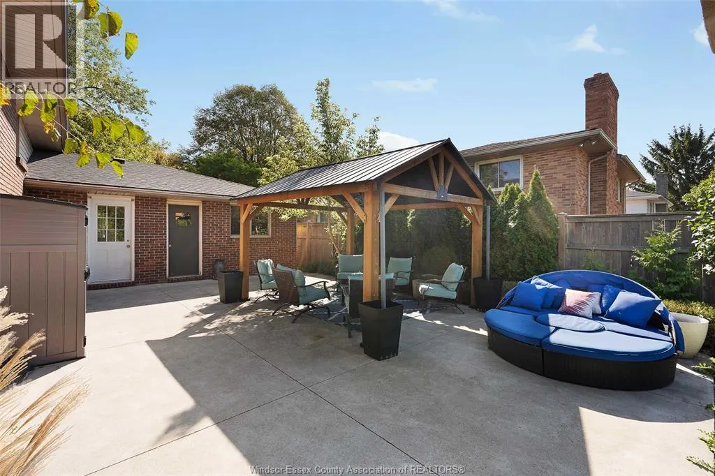 235 WOODRIDGE