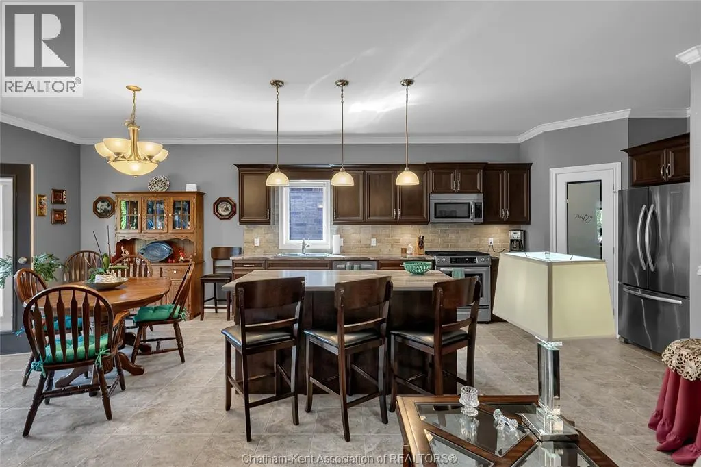 12 Veranda COURT