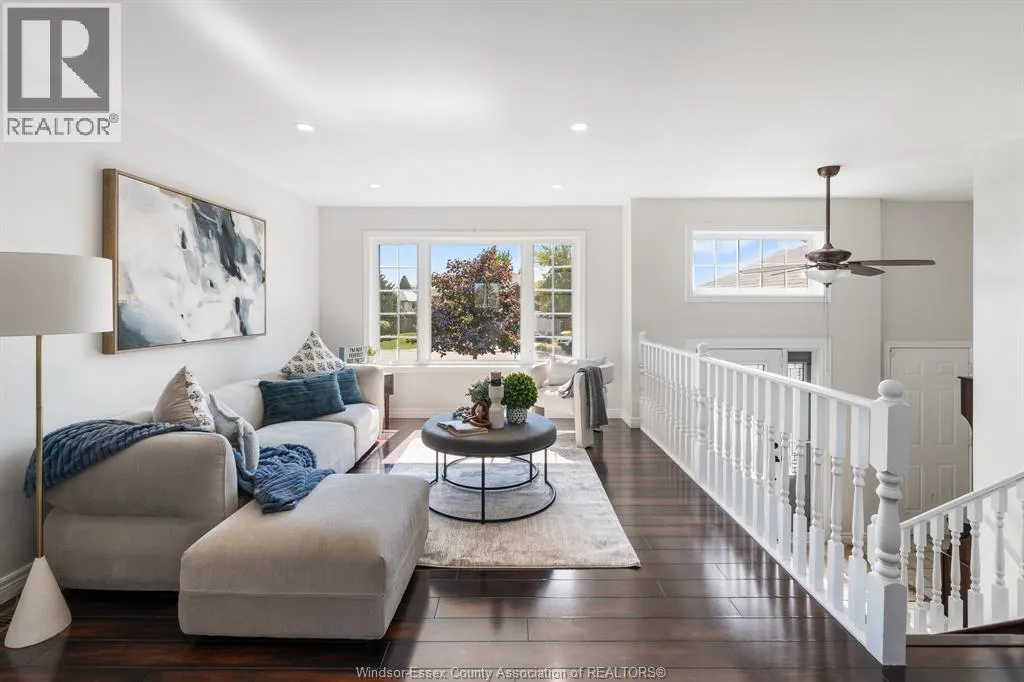 6 Homestead DRIVE
