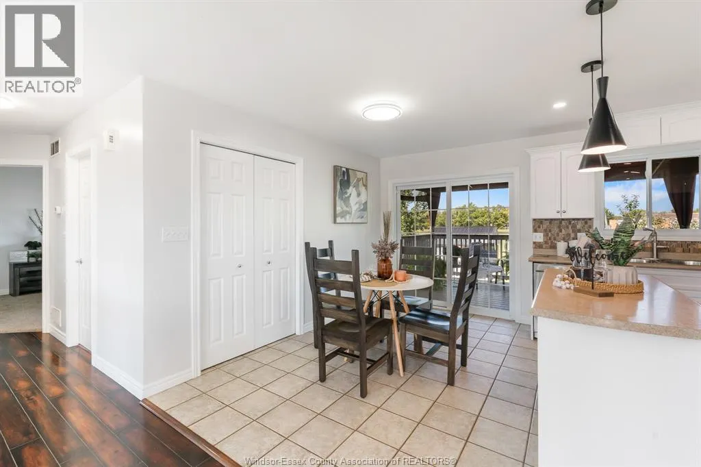 6 Homestead DRIVE