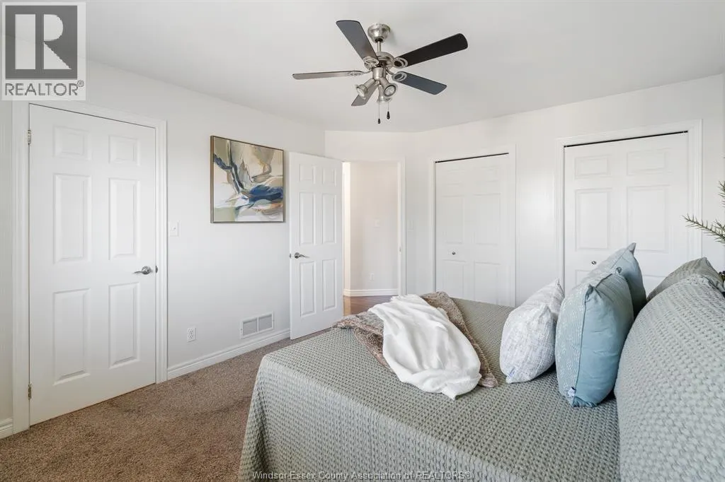 6 Homestead DRIVE