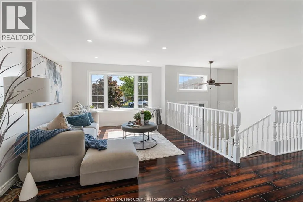 6 Homestead DRIVE