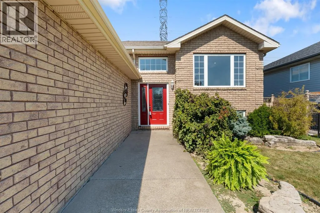 6 Homestead DRIVE