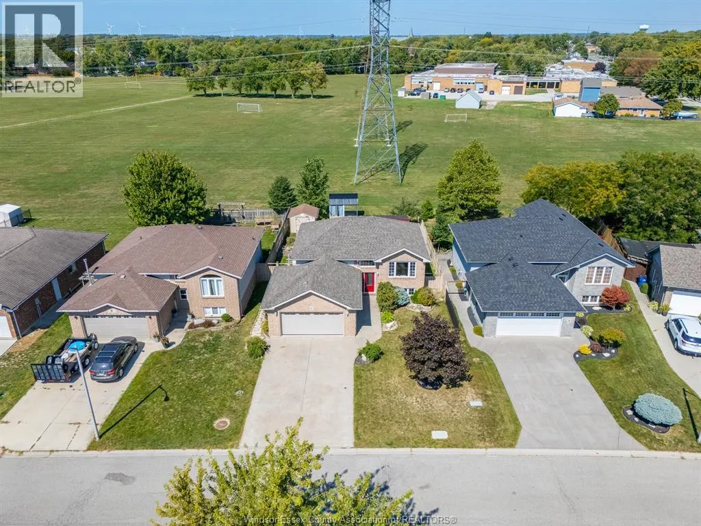 6 Homestead DRIVE