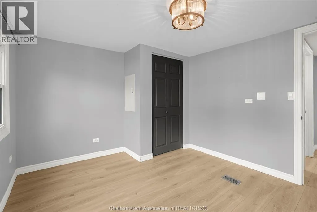 23 REGENCY DRIVE