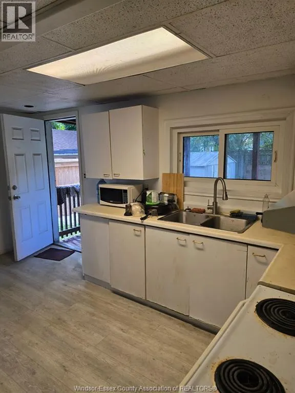 3242 BABY STREET