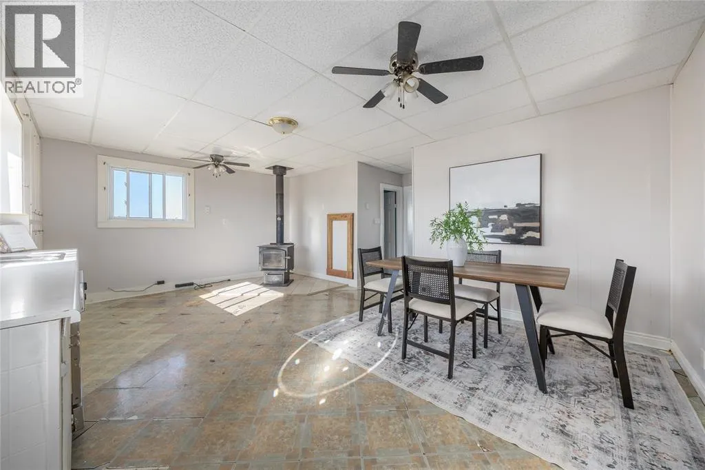 1224 Brigden ROAD