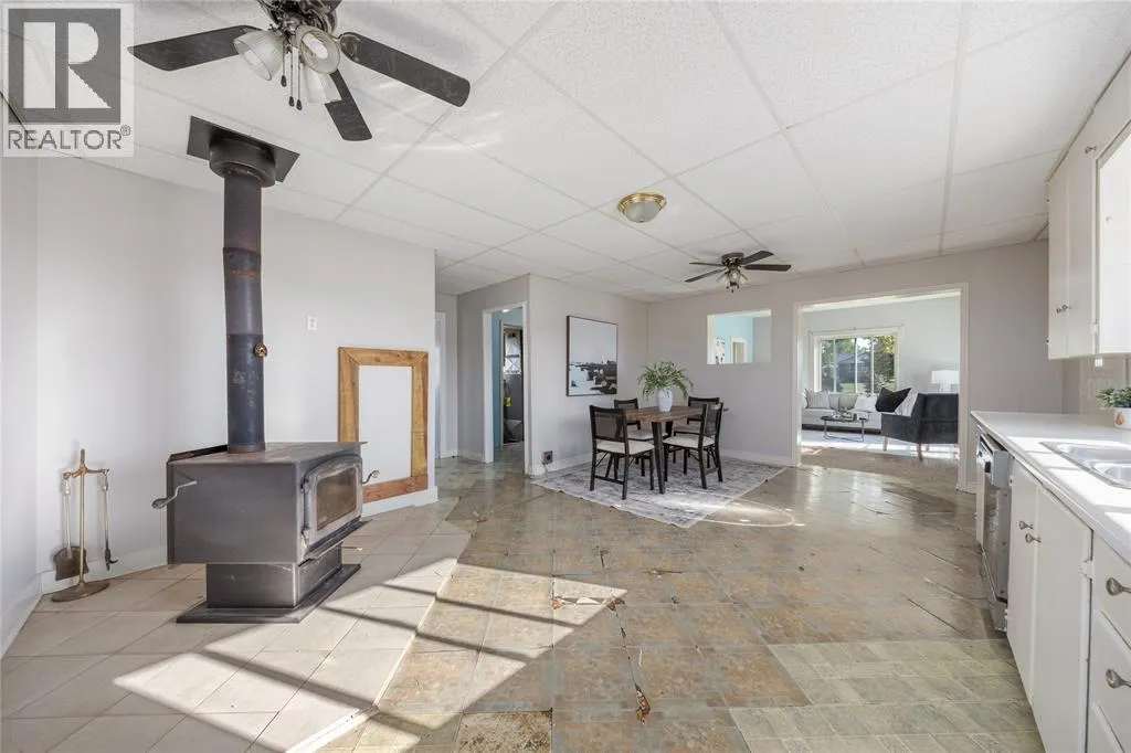 1224 Brigden ROAD