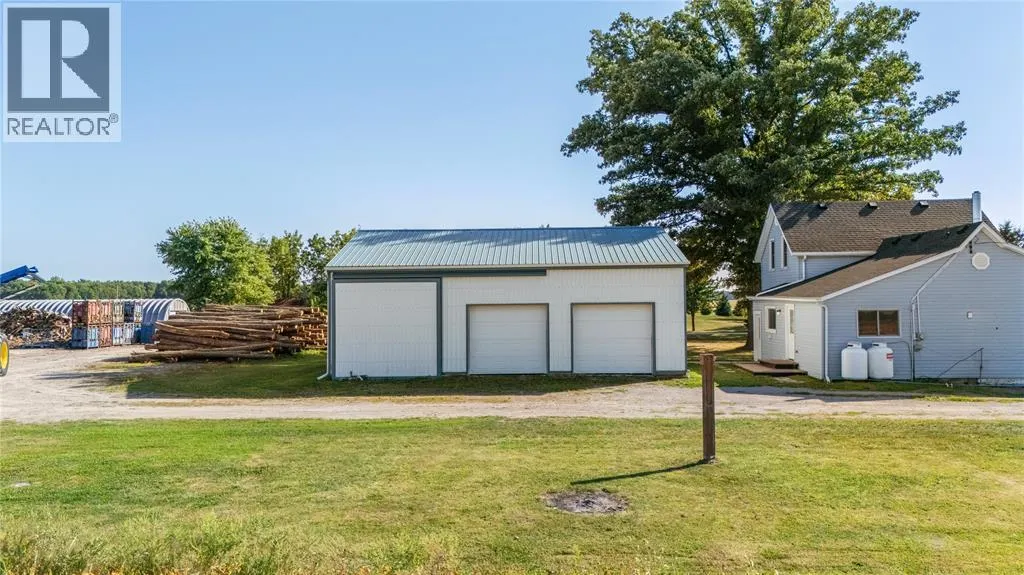 1224 Brigden ROAD