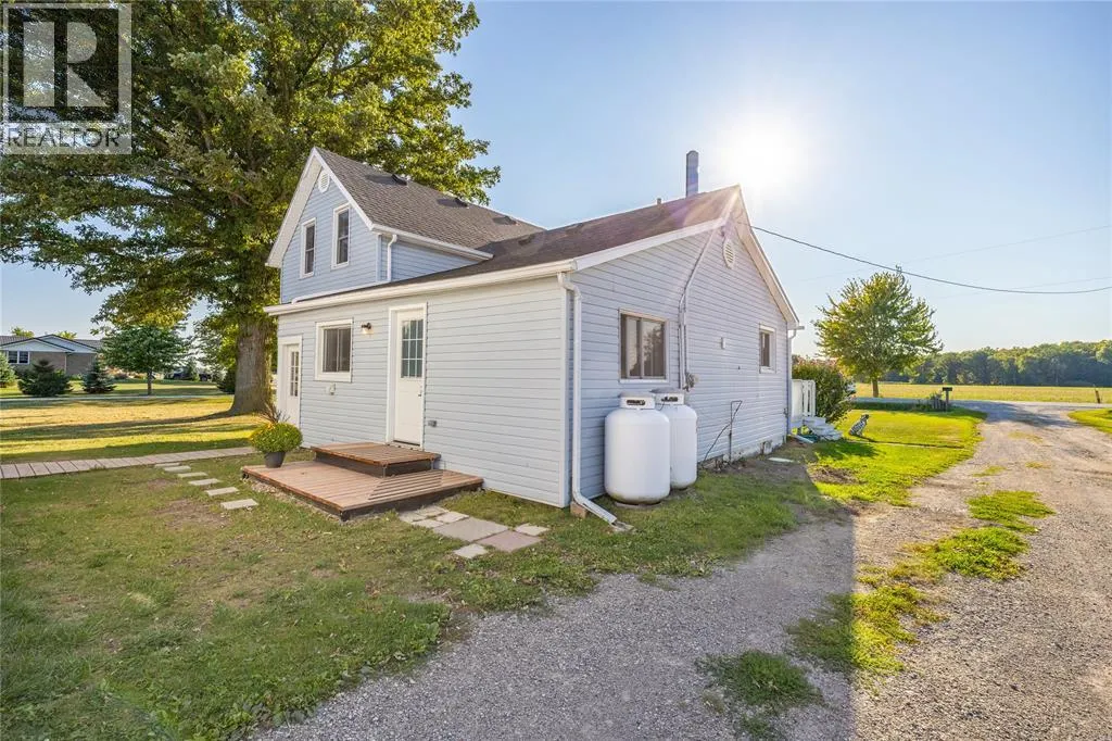 1224 Brigden ROAD