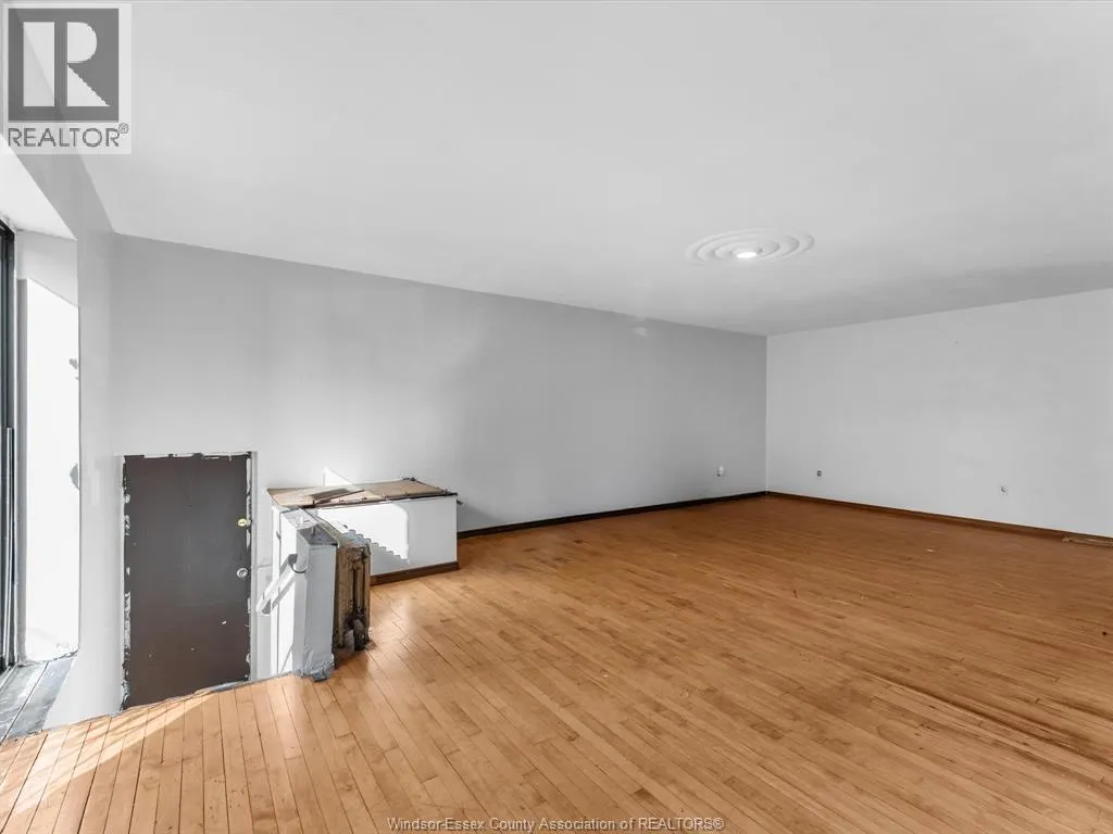 1042 LANGLOIS