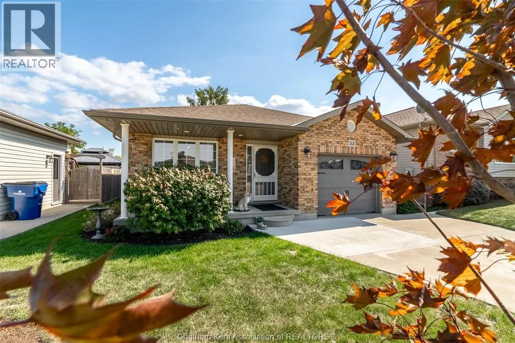 33 Azar AVENUE