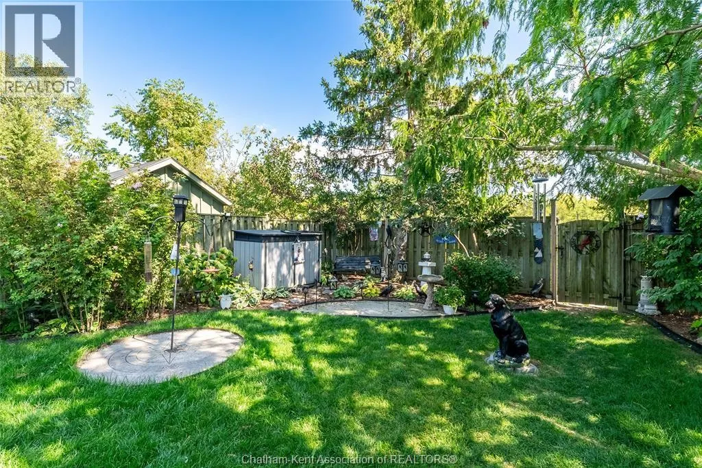 33 Azar AVENUE