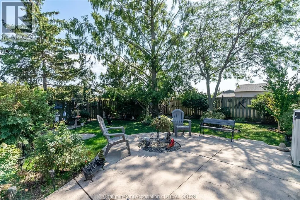 33 Azar AVENUE