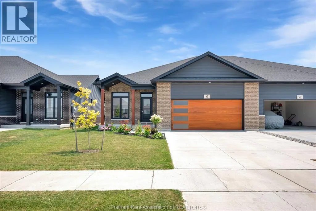 12 Duskridge ROAD