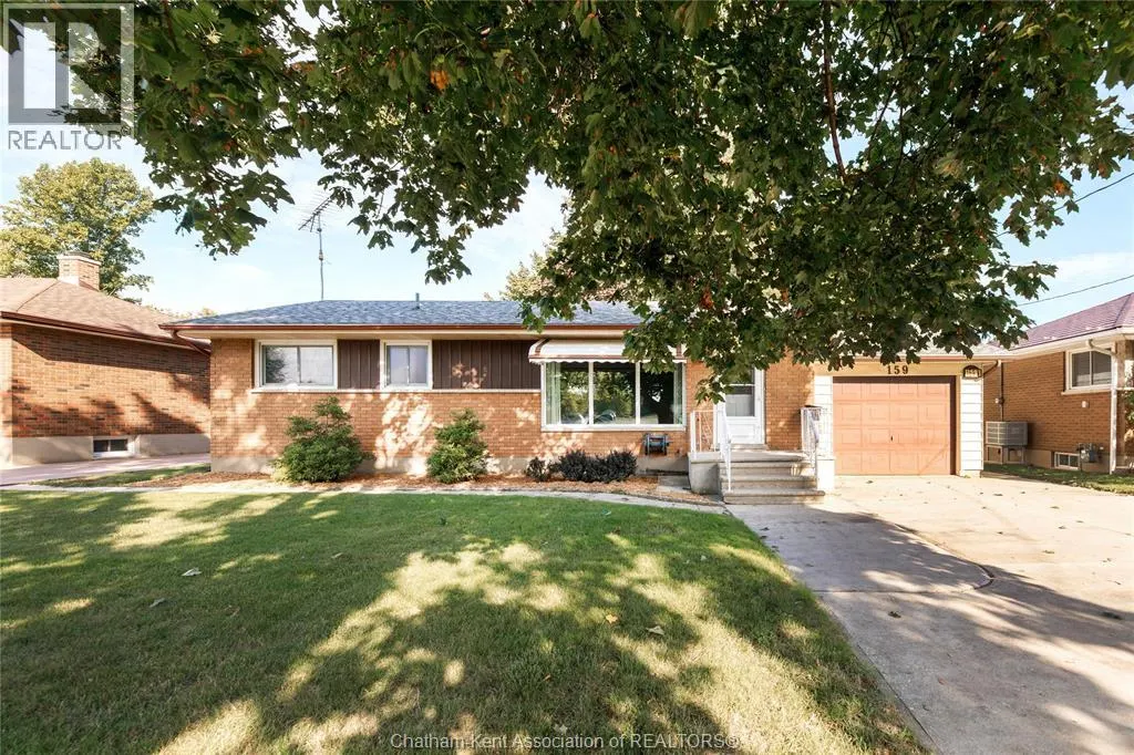 159 Gregory DRIVE West