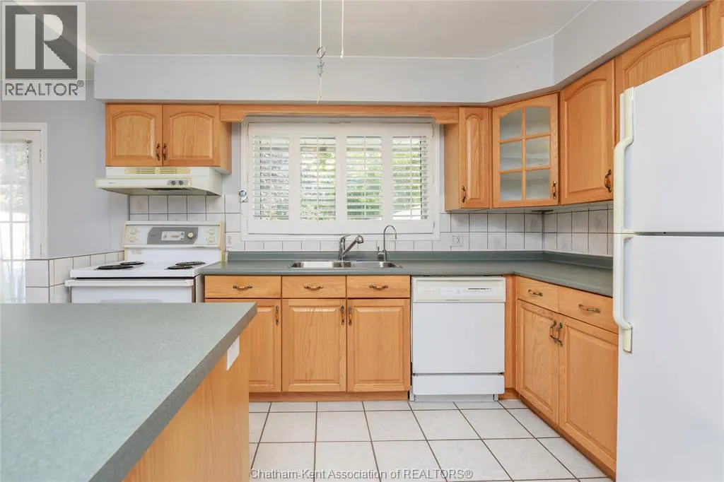 159 Gregory DRIVE West