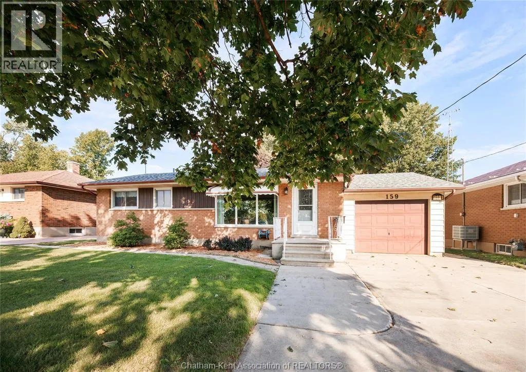 159 Gregory DRIVE West