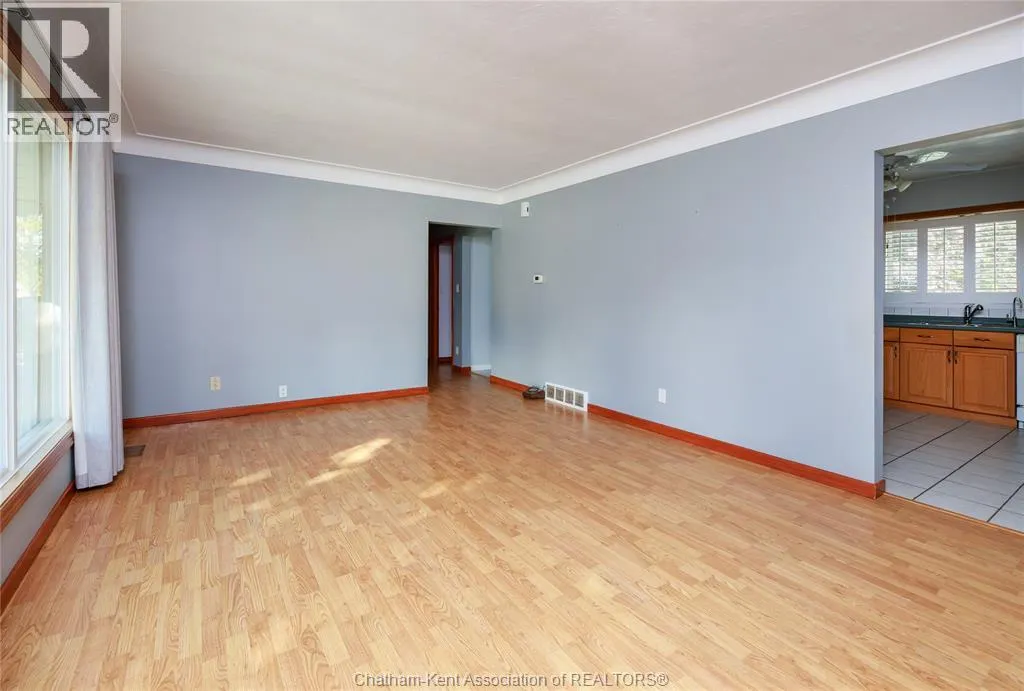 159 Gregory DRIVE West