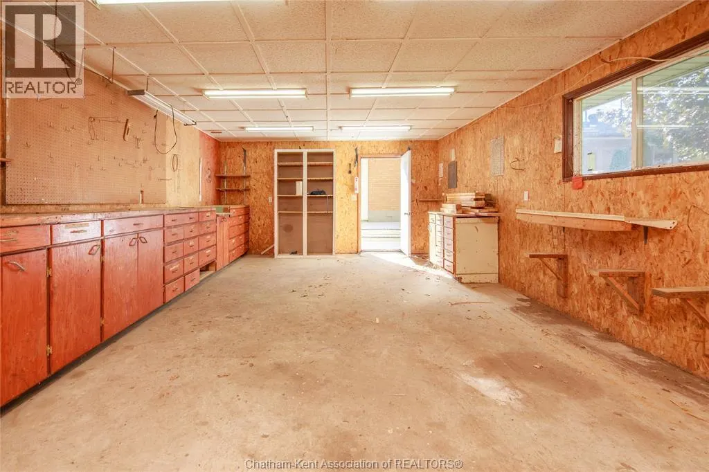 159 Gregory DRIVE West