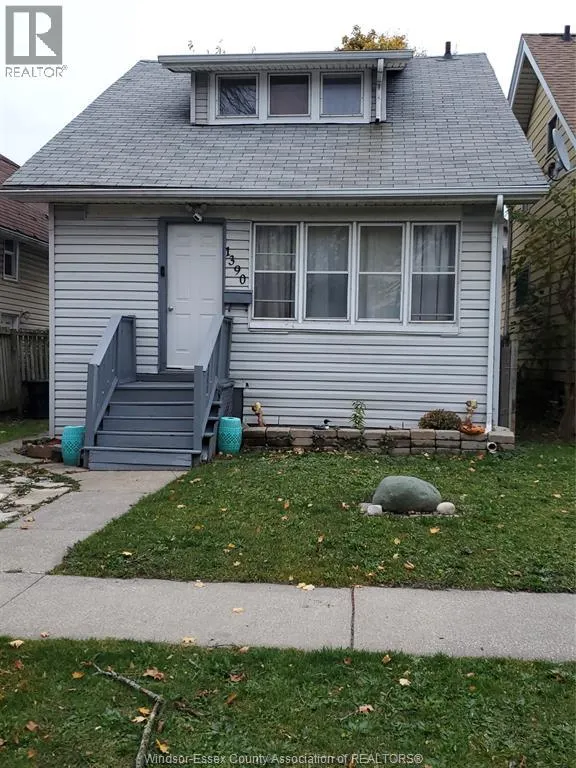 1390 HOWARD AV. ...