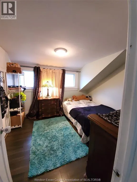 1390 HOWARD AV. ...