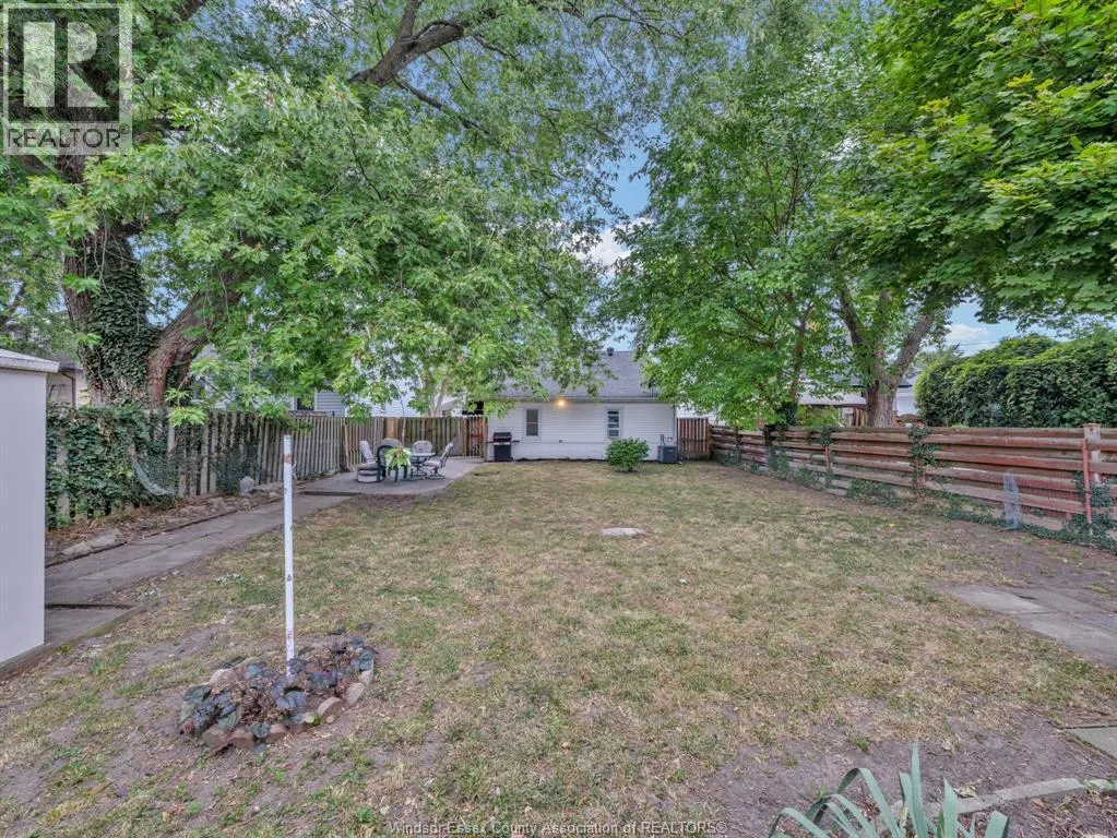1418 ELLROSE AVENUE