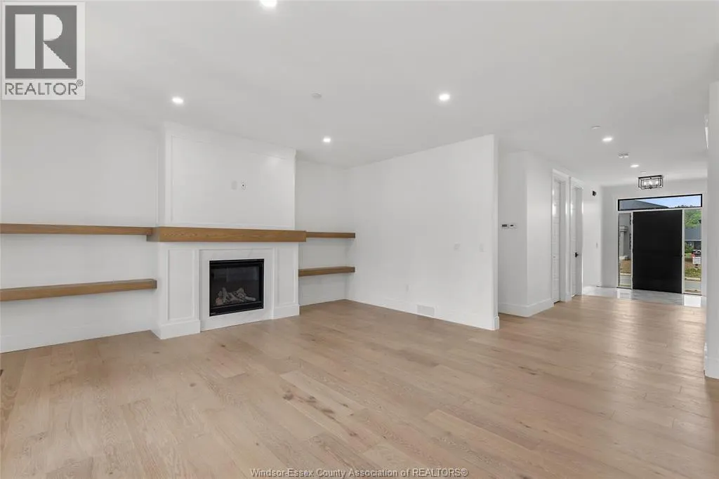 650 SUMMIT STREET