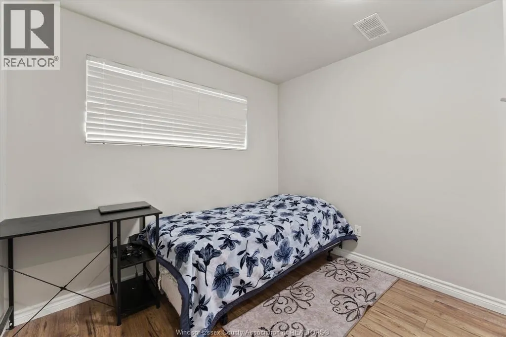 4135 ST. CLAIR