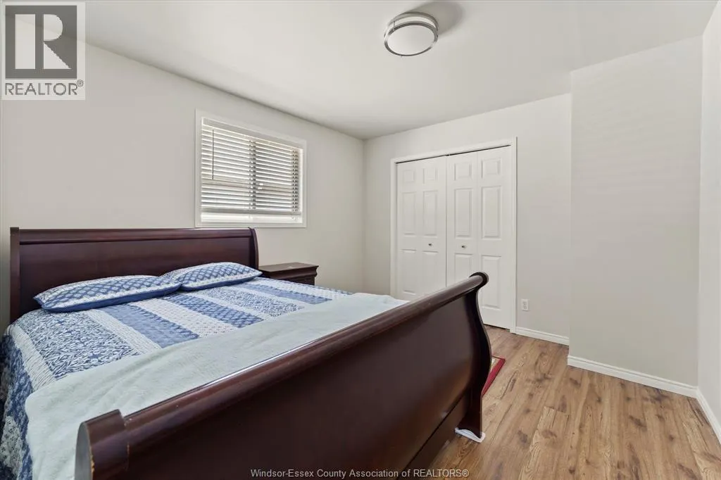 4135 ST. CLAIR