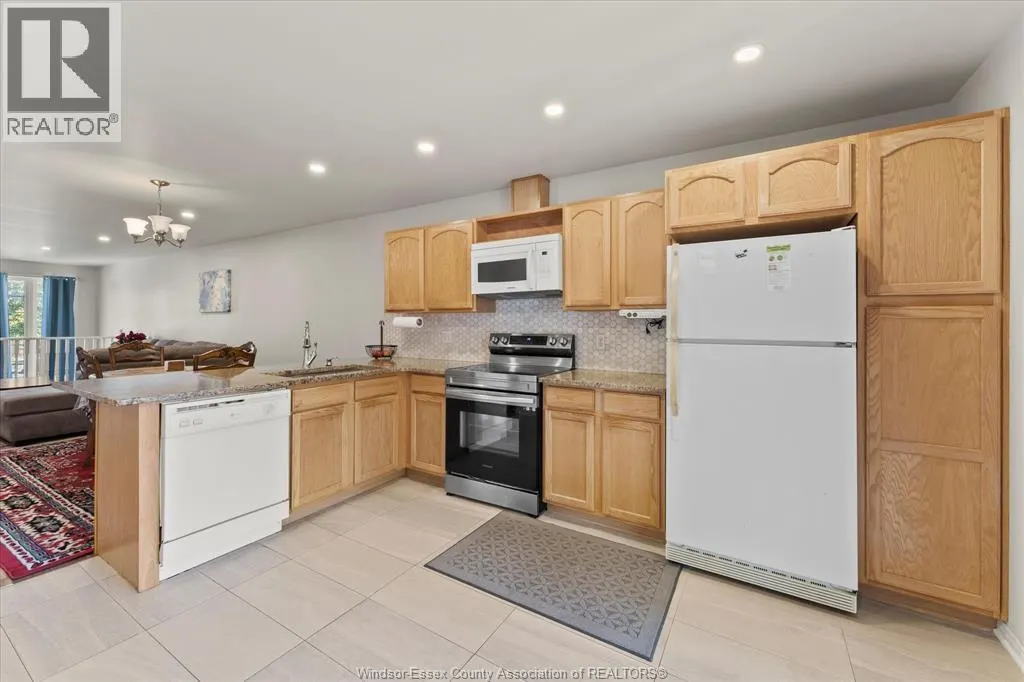 4135 ST. CLAIR