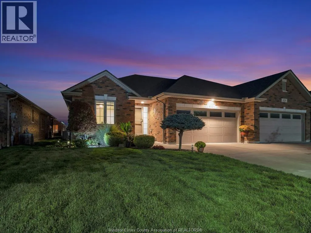 633 COMMISSO CRESCENT