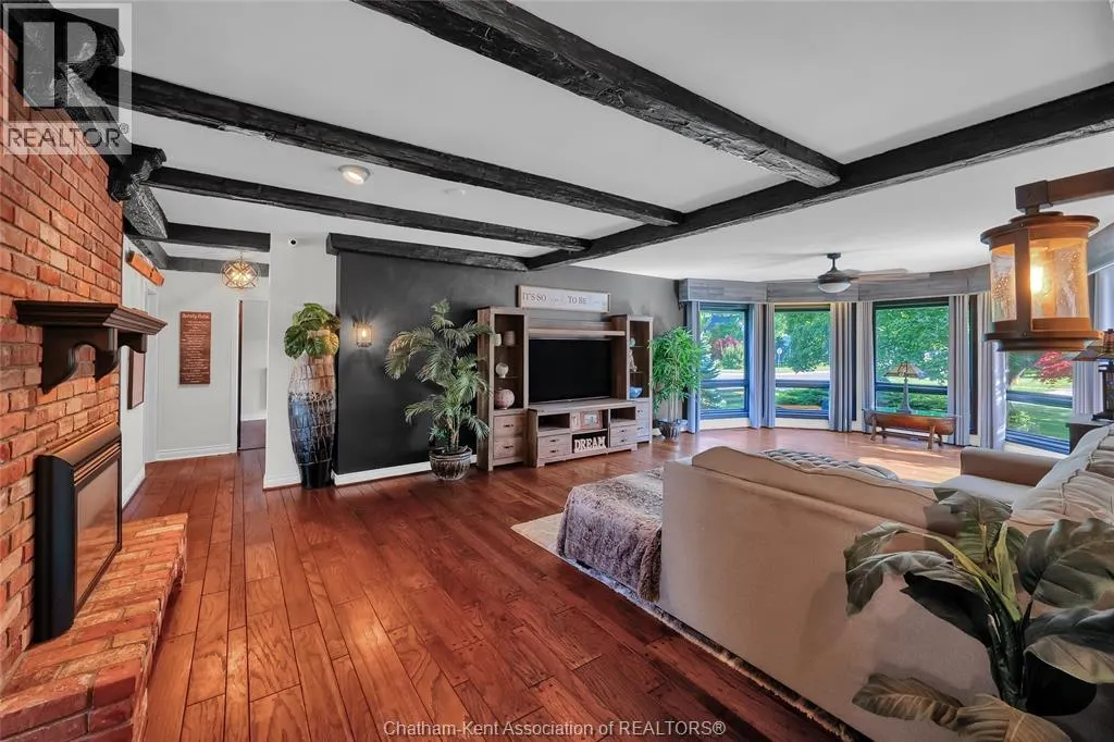 38 Glenwood DRIVE