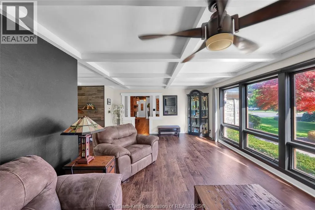 38 Glenwood DRIVE