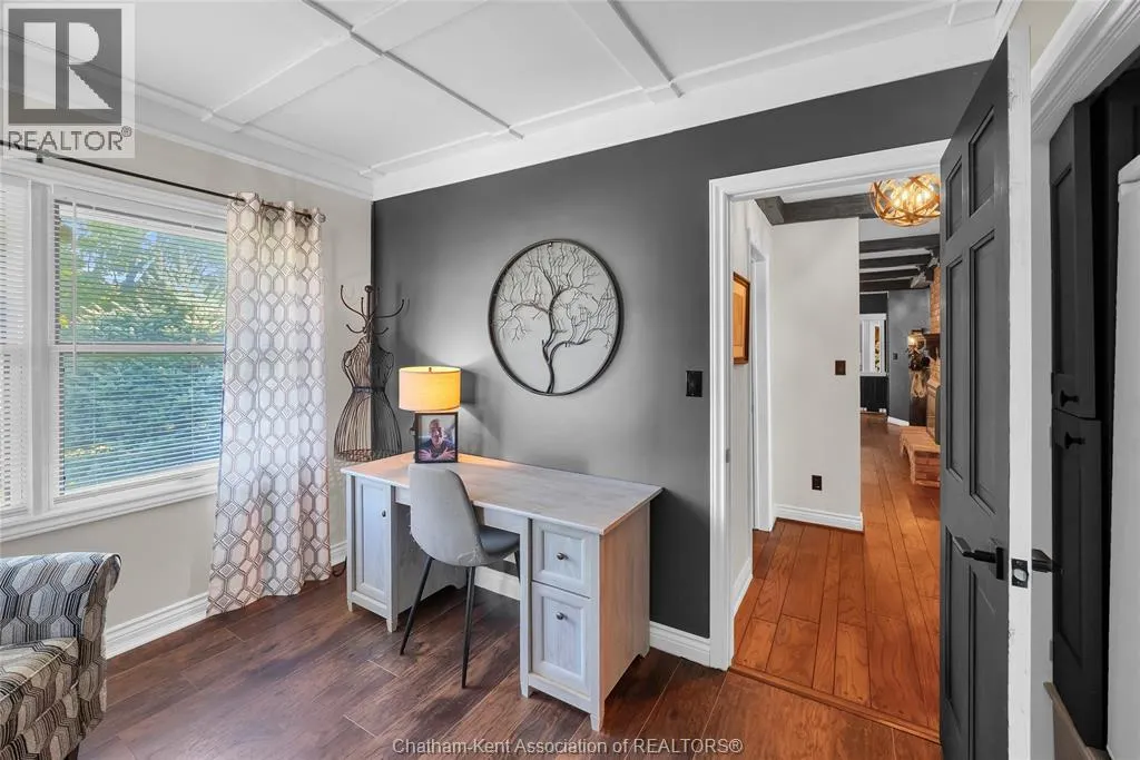 38 Glenwood DRIVE