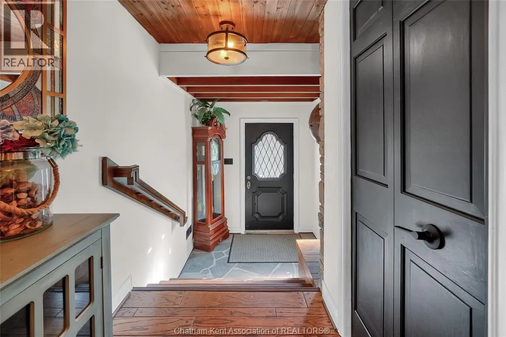 38 Glenwood DRIVE